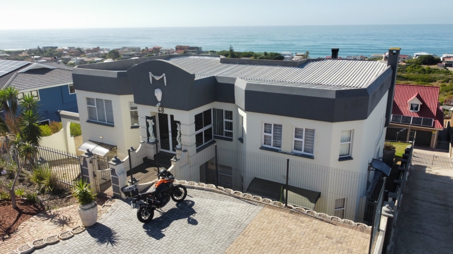 7 Bedroom Property for Sale in Tergniet Western Cape